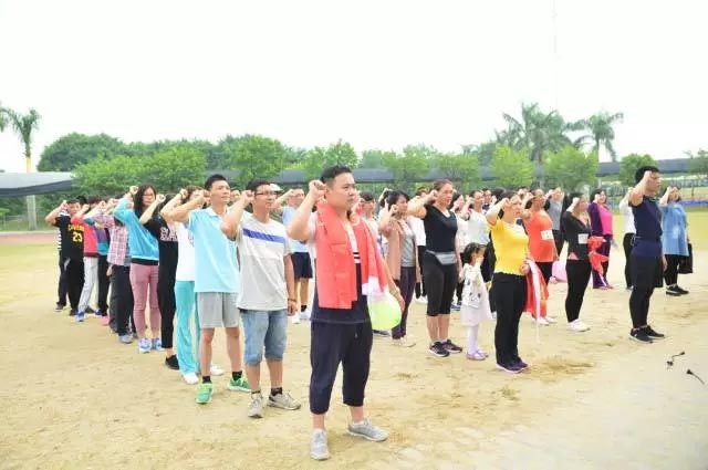 全體運動員宣讀誓詞/ 激情昂揚(yáng)